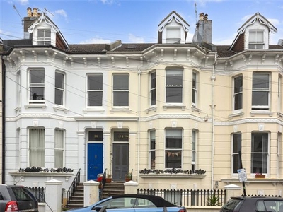 Maisonette to rent in Stanford Road, Brighton, East Sussex BN1