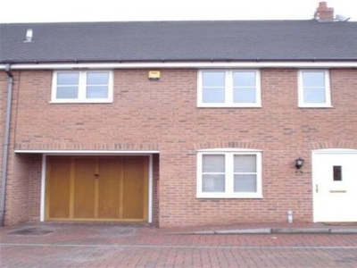 Mews house to rent in Shirley, Solihull B90