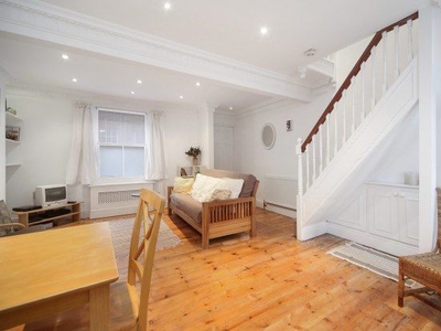 Property to rent in Shaftesbury Road, Richmond TW9