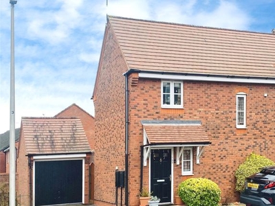 Semi-detached house to rent in Borough Way, Nuneaton, Warwickshire CV11