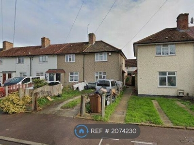 Semi-detached house to rent in Comyns Road, Dagenham RM9