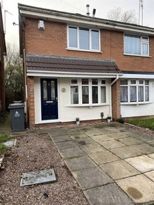 Semi-detached house to rent in Devon Road, Willenhall WV13