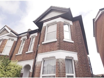Semi-detached house to rent in Harborough Road, Southampton SO15