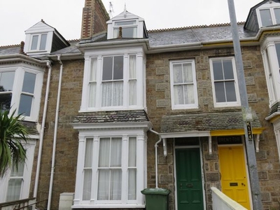 Studio to rent in Tolver Place, Penzance TR18