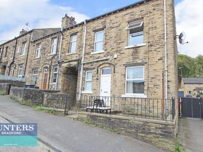 Terraced house to rent in Bolton Hall Road Bradford, West Yorkshire BD2