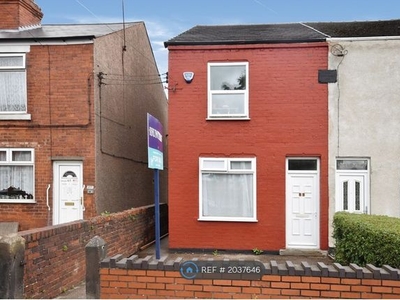Terraced house to rent in Chesterfield Road, North Wingfield, Chesterfield S42