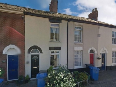 Terraced house to rent in Esdelle Street, Norwich NR3