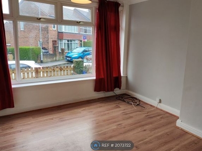 Terraced house to rent in Featherbank Mount, Horsforth, Leeds LS18