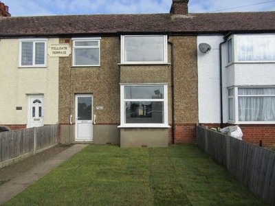 Terraced house to rent in Main Road, Dovercourt, Harwich CO12
