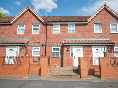 Terraced house to rent in Priory Road, Hull HU5