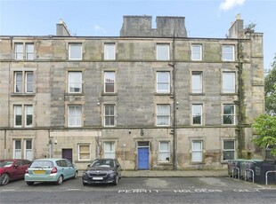 1 bed first floor flat for sale in Leith