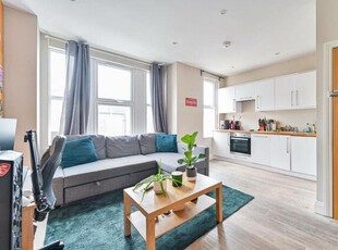 1 Bedroom Flat For Sale In Streatham Hill, London