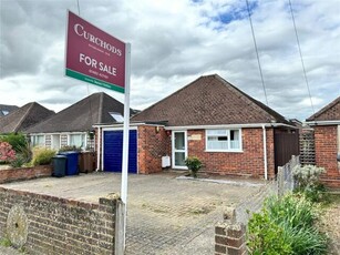 2 Bedroom Bungalow For Sale In Farncombe, Godalming