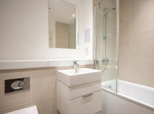 2 Bedroom Flat For Rent In 93 Highcross Street, Leicester