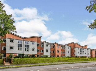 2 Bedroom Retirement Apartment – Purpose Built For Sale in Newbury, Berkshire