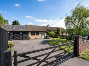 4 Bedroom Semi-detached Bungalow For Sale In Swavesey