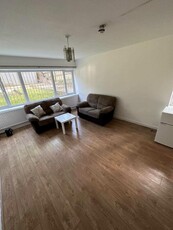 1 bedroom flat for rent in Falkland House, M14