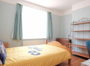 1 bedroom terraced house for rent in Coombe Road, Brighton, BN2