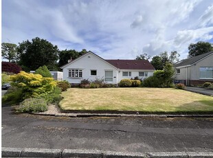 3 bed detached bungalow for sale in Helensburgh