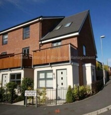 3 bedroom town house for rent in Highmarsh Crescent, West Didsbury, Manchester, M20 2LU, M20