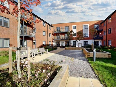 1 Bedroom Apartment For Sale In Topsham