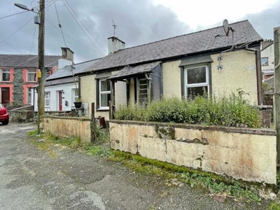1 Bedroom Bungalow For Sale In Caernarfon, Gwynedd