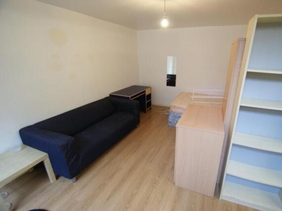 1 Bedroom Flat For Rent In Woodhouse