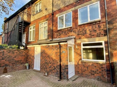 1 Bedroom Maisonette For Sale In Cleckheaton, West Yorkshire