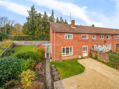 3 Bedroom End Of Terrace House For Sale In Sonning Common, Oxfordshire