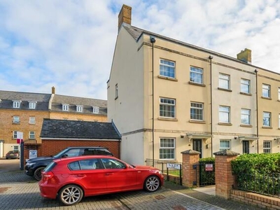 3 Bedroom End Of Terrace House For Sale In Wiltshire