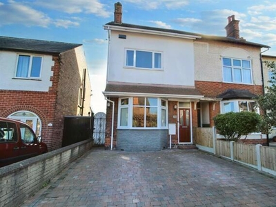 3 Bedroom Semi-detached House For Sale In Mapperley