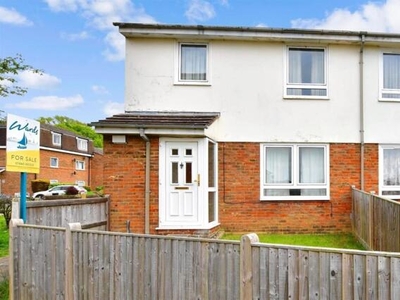 3 Bedroom Semi-detached House For Sale In Marden