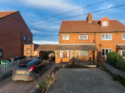3 Bedroom Semi-detached House For Sale In Newland
