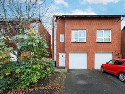 3 Bedroom Town House For Sale In Manchester, Greater Manchester