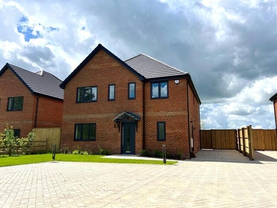 4 Bedroom Detached House For Sale In Charing