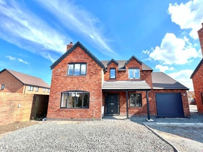 4 Bedroom Detached House For Sale In Muxton, Telford