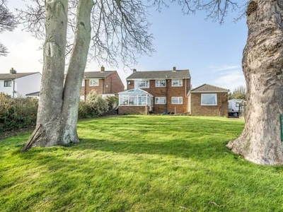 4 Bedroom Detached House For Sale In Shepherdswell