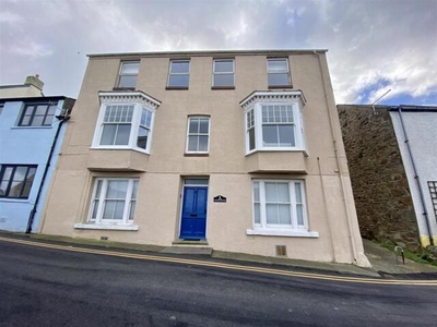4 Bedroom Flat For Sale In Tower House, Tower Hill
