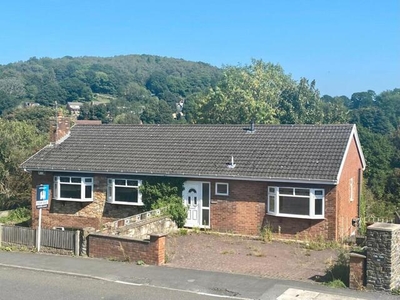 6 Bedroom Detached House For Sale In Caergwrle, Wrexham