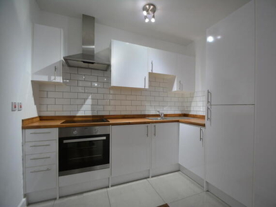 1 Bedroom Flat For Rent In City Centre, Peterborough
