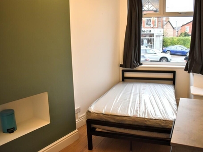 1 bedroom house share for rent in Barlow Moor Road, Chorlton, Manchester, M21
