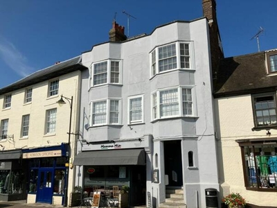 2 Bedroom Apartment For Sale In 76b High Street, Steyning