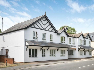 2 Bedroom Apartment For Sale In Chobham
