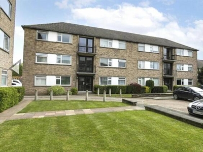 2 Bedroom Apartment For Sale In Enfield, London