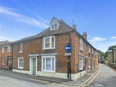 2 Bedroom End Of Terrace House For Sale In Wilton