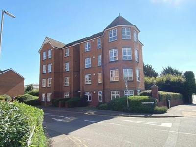 2 Bedroom Flat For Sale In Cliftonville