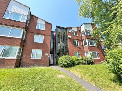 2 Bedroom Flat For Sale In Hollinswood, Telford