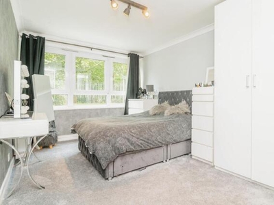 2 Bedroom Ground Floor Flat For Sale In Hornchurch