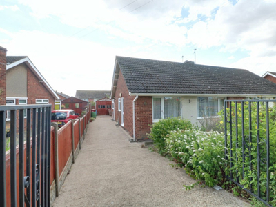 2 Bedroom Semi-detached Bungalow For Sale In Scunthorpe