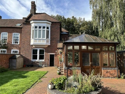 2 Bedroom Semi-detached House For Sale In Bewdley, Worcestershire